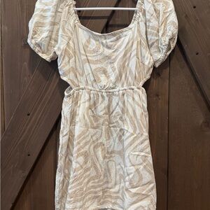 Elegant Cream Patterned Dress